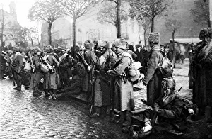 Field Prints: Siberian infantrymen in their field service equipment at Warsaw
