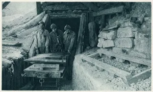 Firing Prints: On the Somme Battlefield, with the French 1916
