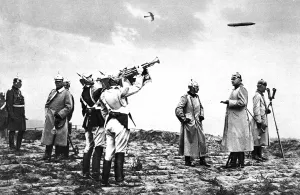 Field Prints: Spectacular effects which the Kaiser has discarded in the fi