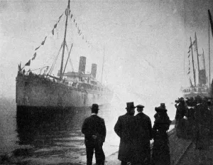 Chamberlain Prints: SS Norman arriving at Southampton, 1903