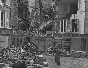 Destruction Prints: Street scene in Verdun after German bombardment, WW1