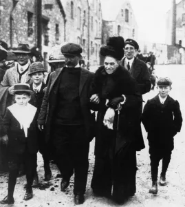 Disaster Prints: Titanic - Seamen arriving at Plymouth