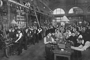 Groups Prints: Training men in munition work, WW1