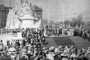 Steps Prints: Unveiling of the Queen Victoria Memorial, London