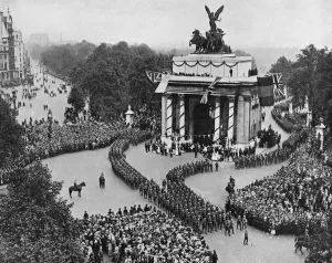 Peace Prints: Victory Procession, July 1919