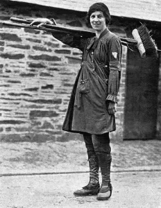 Volunteer Prints: Volunteer in Womens Land Army on Duchy of Cornwall farm