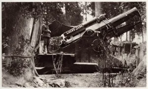 Artillery Prints: Weapons on the British Front