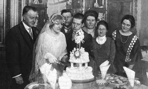 Cutting Prints: Wedding Cake Cutting