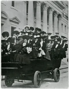Trip Prints: The Whirl of the town New York 1905