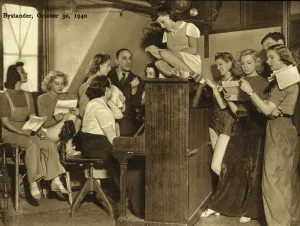 Rehearsal Prints: The Windmill Theatre, 1940