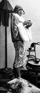 Wrap Prints: Winter fashion for 1927