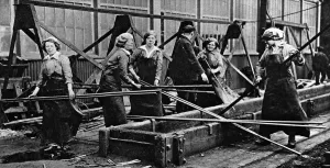 10th Prints: Women workers at a naval ship-building yard