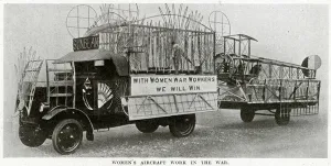 Aircraft Prints: Womens aircraft work in World War One