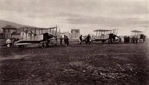 Preparation Prints: WW1 - British bomber squadron with Avro 504s