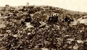 Stand Prints: WW1 - Dead and wounded kit collection, W Beach, Gallipoli