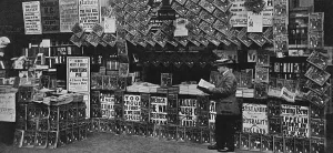 Media Prints: Wymans book stall at Paddington Station, 1915